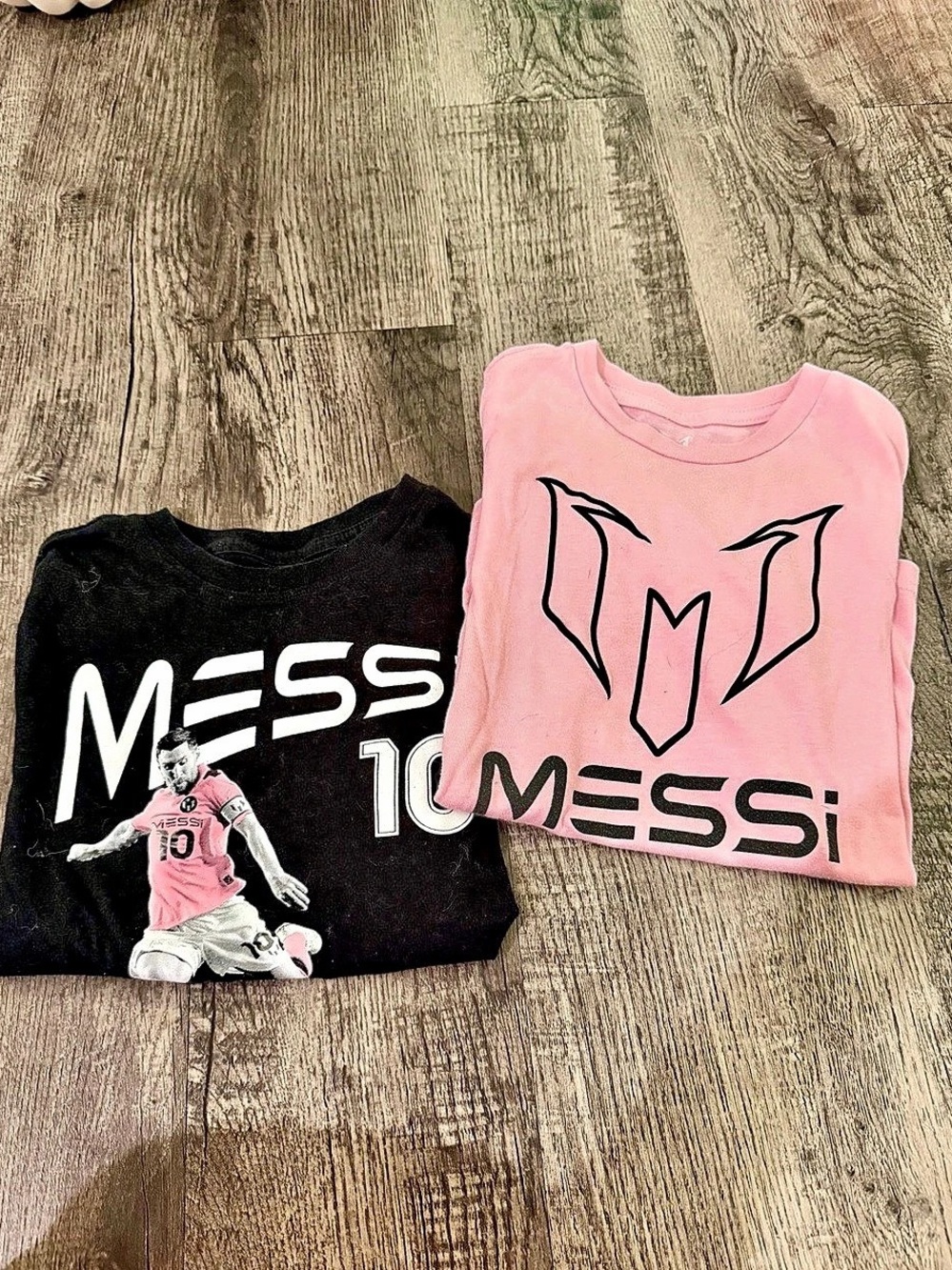 Messi Graphic T-Shirt Set Black & Pink Size Medium Like New